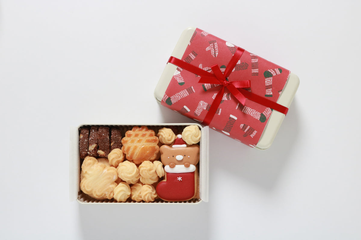 ひょっこりくまのクリスマスクッキー缶
